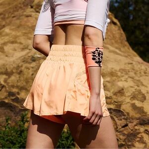 Women’s Free people FP movement get your flirt on shorts size large